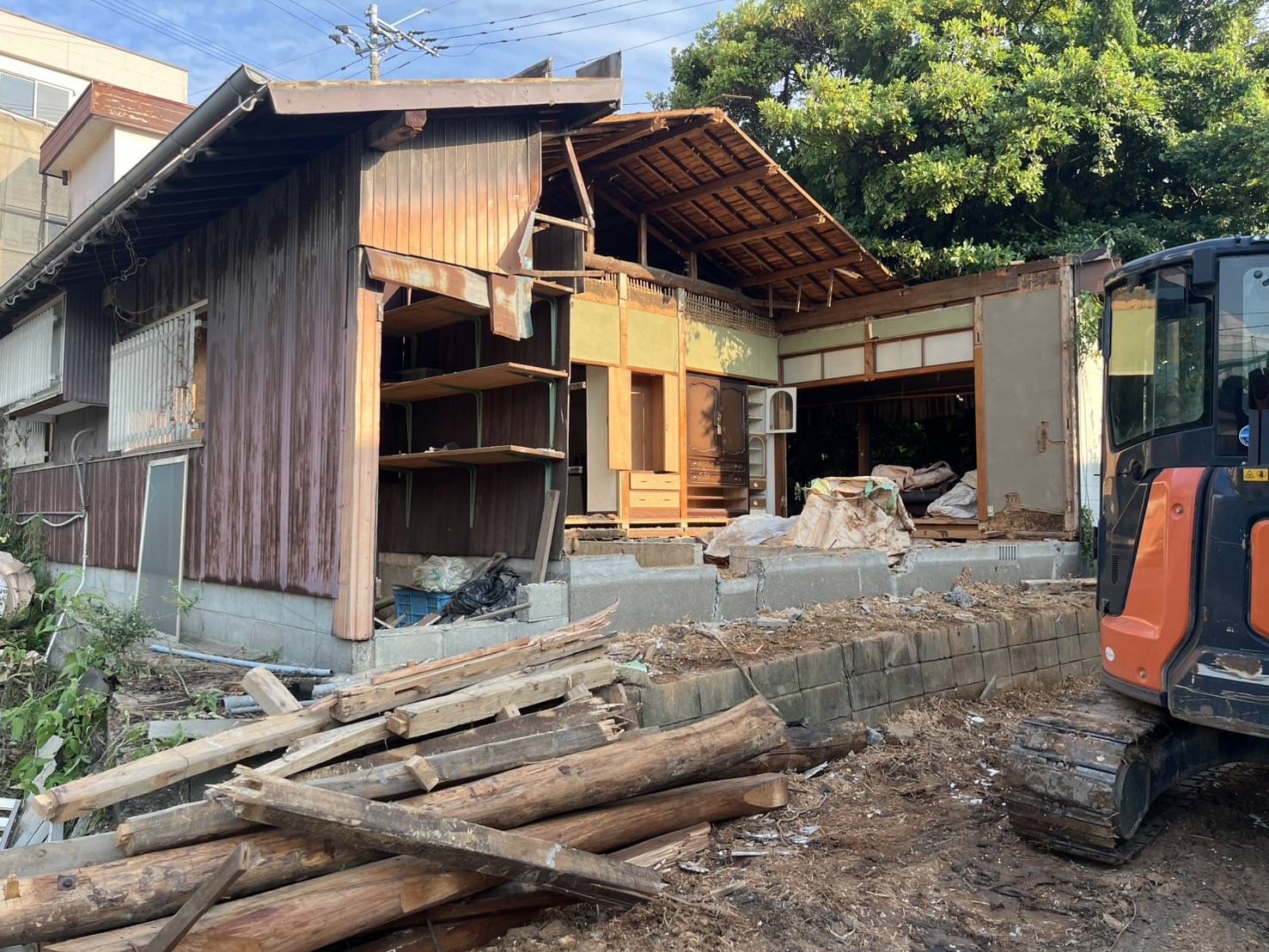 施工途中（木造及び鉄骨造住宅解体工事：広川町）